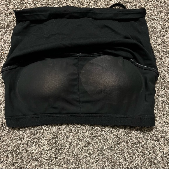 Geardon Crop Tank - Picture 4 of 4